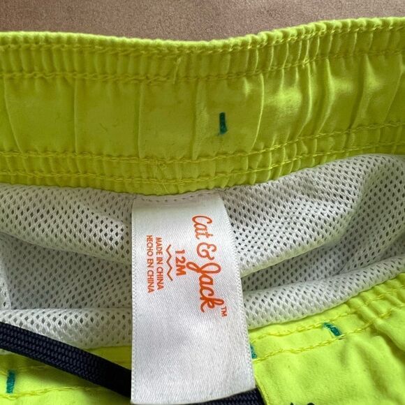 Cat & Jack Boy's Size 12 months Board Shorts - Picture 5 of 5